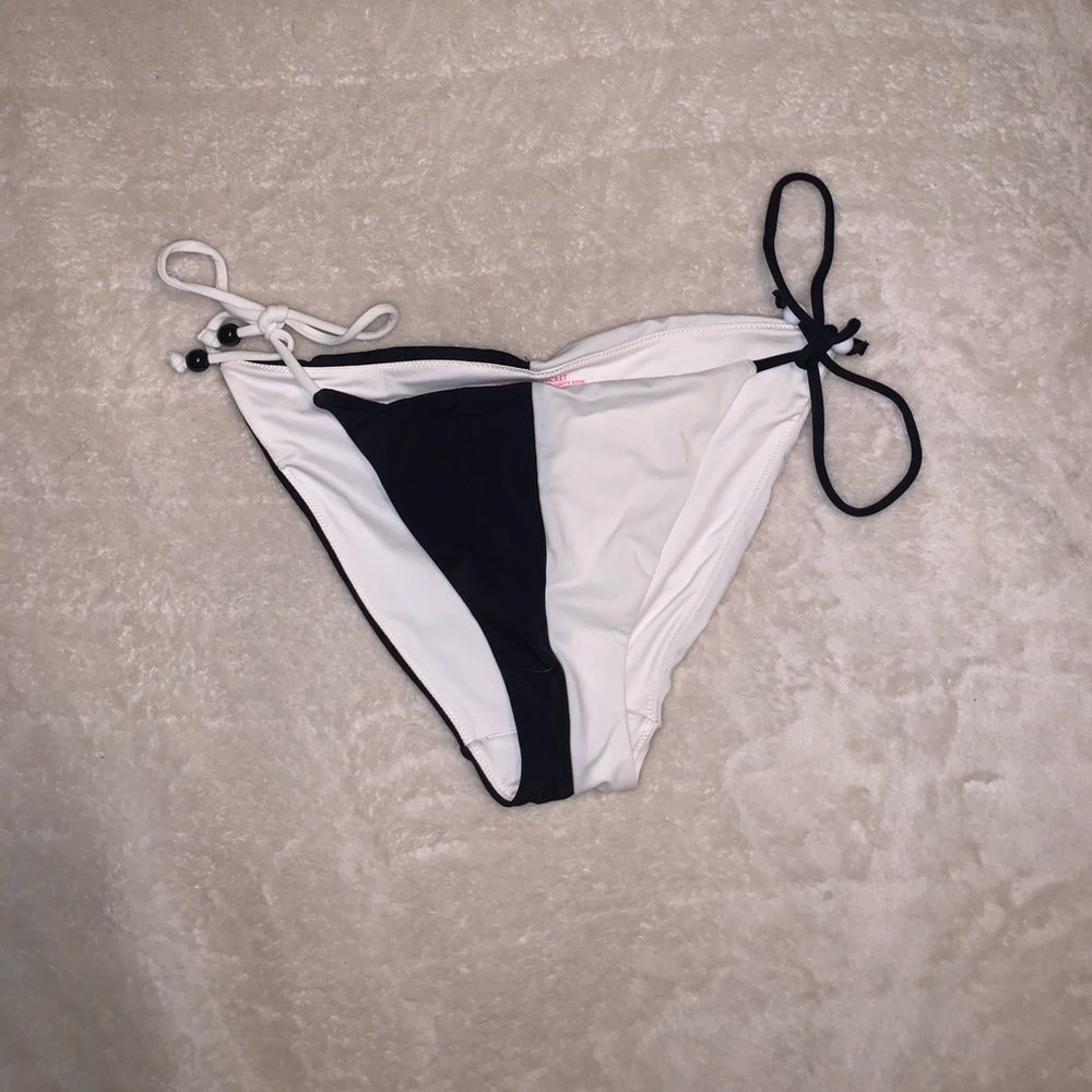 Victoria Secret bathing suit bottoms